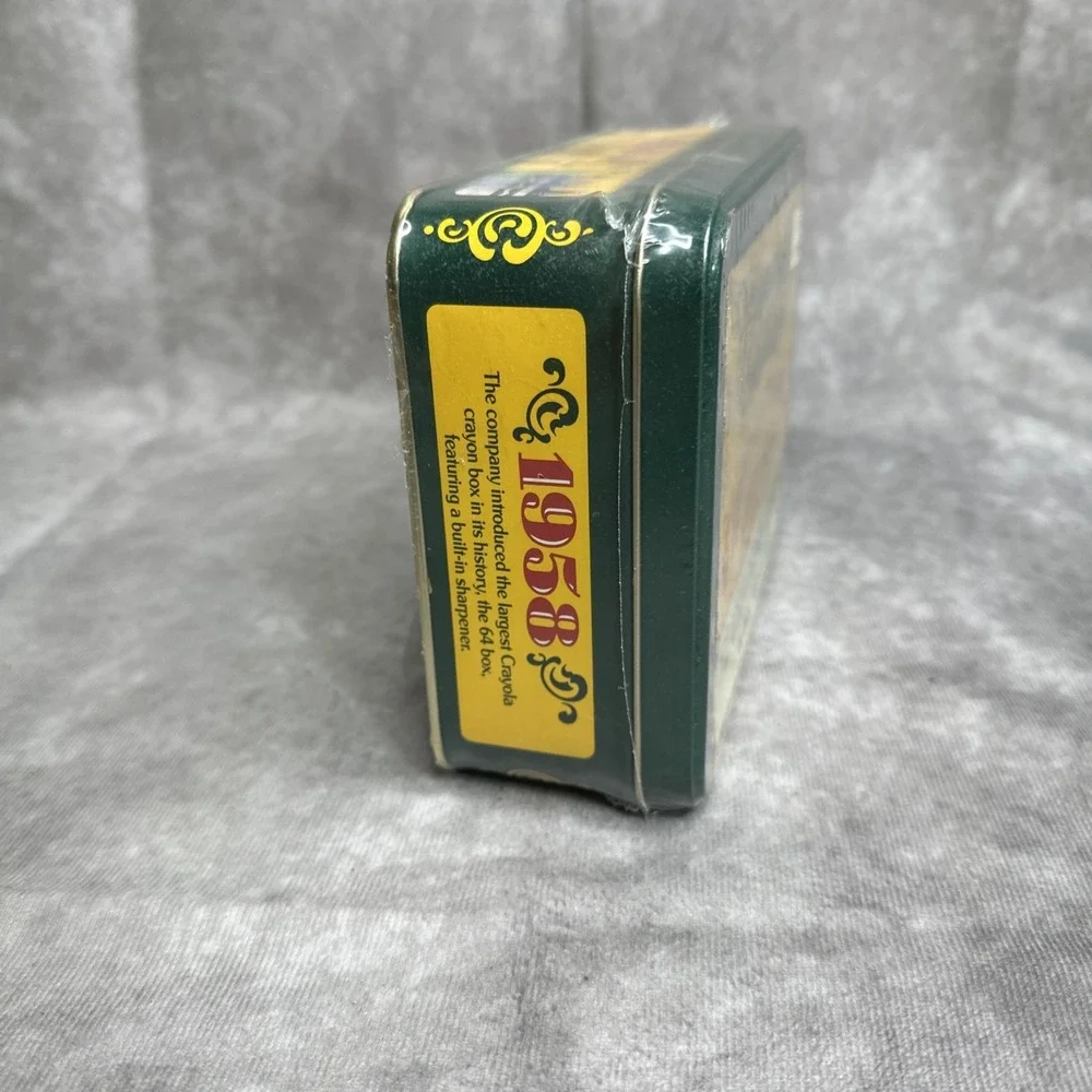 Vtg Opened/New Crayola 1991 Collectors Colors Limited Edition Tin‎ 72 Crayons